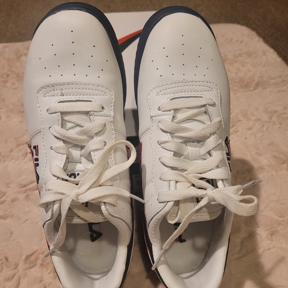 Fila Men's Size 8 red/white/blue - Picture 3 of 6